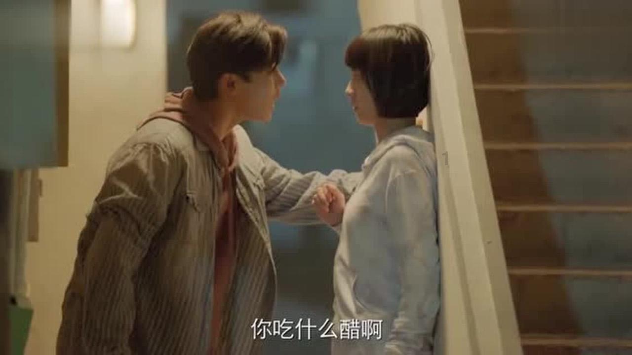 某种存在与人类之间，当保持内心极其安静情况下，就会听见或看见某些真实发生的事情，人类称为什么？
